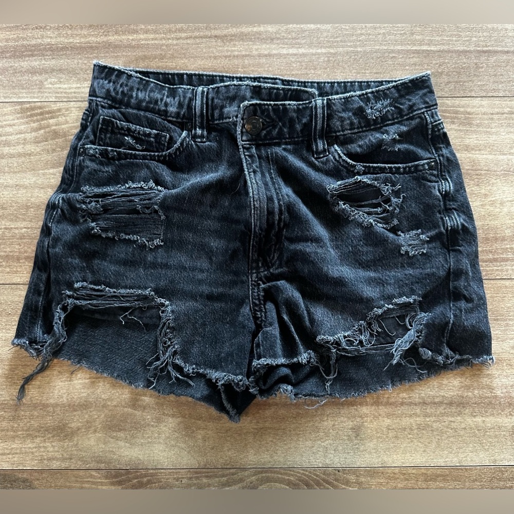American Eagle black jean shorts